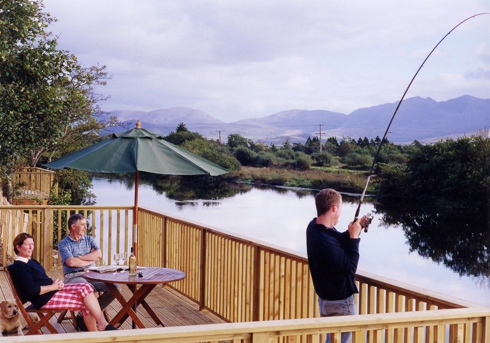 2 Mile Lodge Kenmare Exterior foto